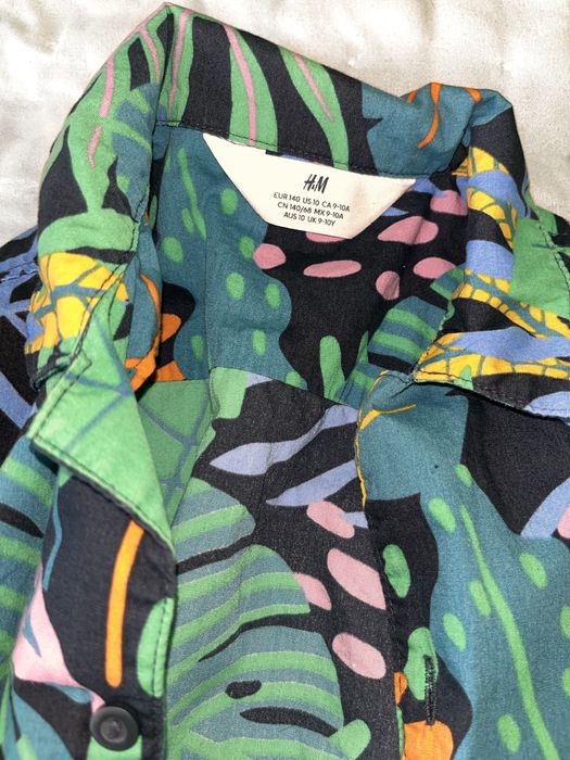 Нови панталони Н&М с подарък риза