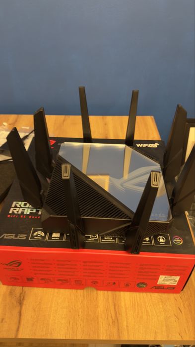Router Gaming Wireless ASUS ROG Rapture GT-AXE16000, garantie, ca nou