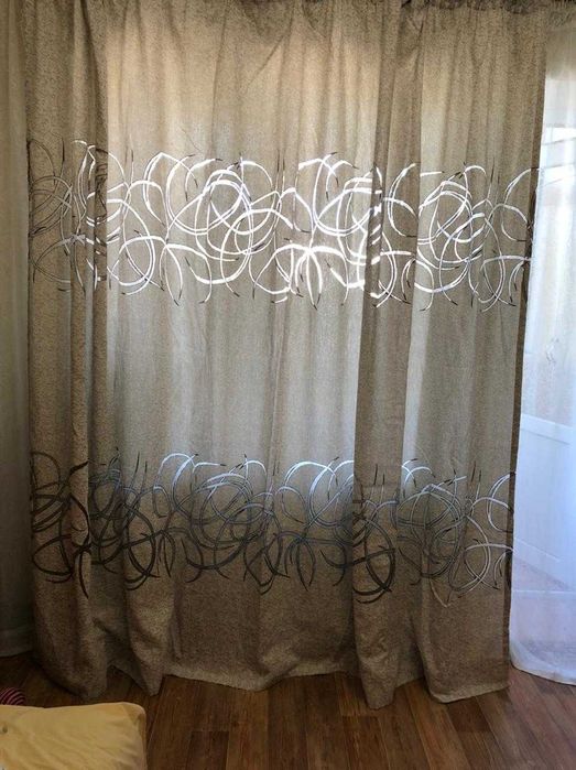 Продам шторы для комнаты