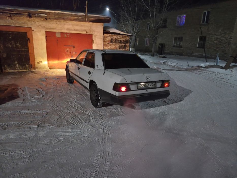 Продам мерседес 124