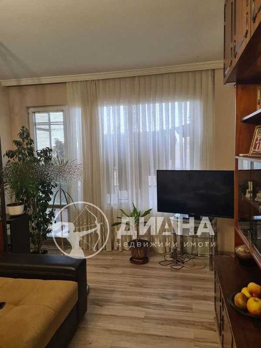 Продава се Тристаен апартамент в Пловдив, Кючук Париж - 84 кв.м за 1655 €/кв.м - Снимка #3