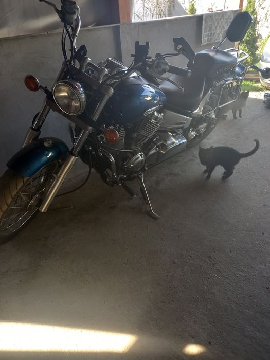 Yamaha dragstar 650cc  clasic  1999    înmatriculat acte la zi.