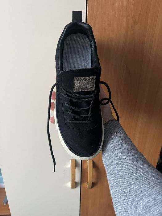 Продам кеды осень - весна 43р