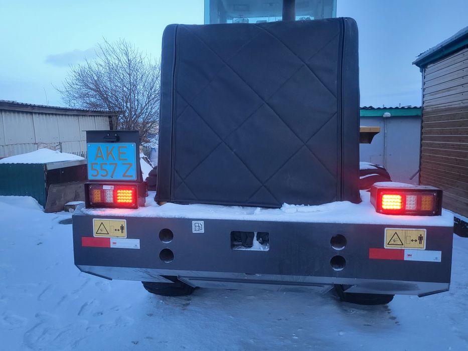 Франтальный погрузчик