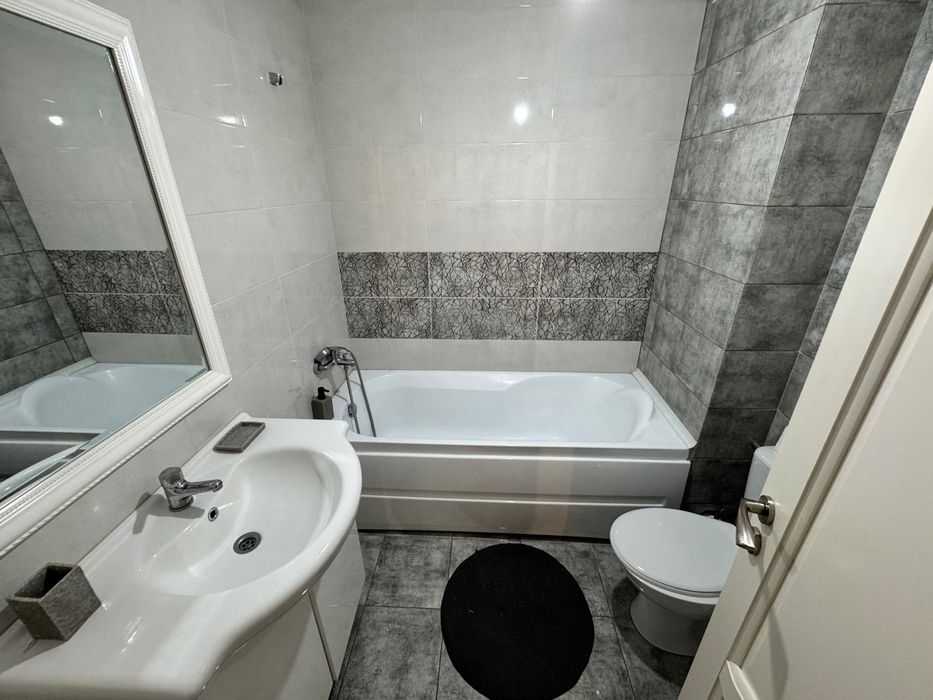 Inchiriez apartament Brown Luxury loc de parcare inclus Mall Moldova