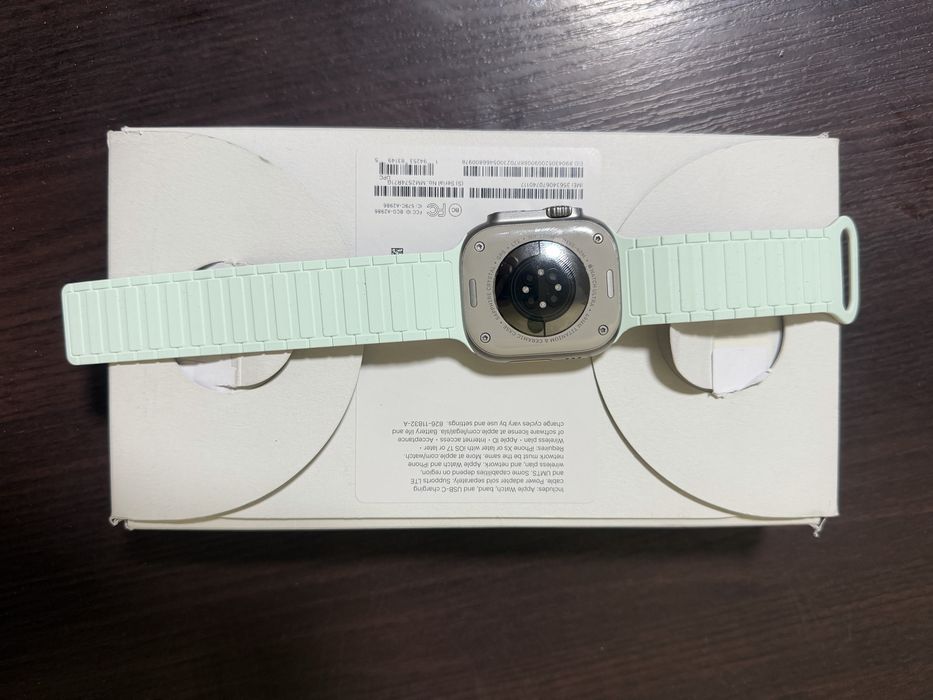 Продам часы apple watch ultra 2  в идиале