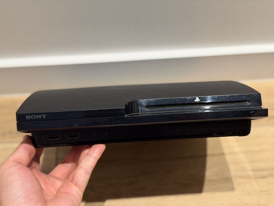 Sony Playstation 3 Slim PS3 320 GB + 2 jocuri/ games