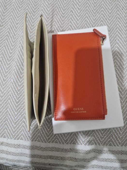 Дамско портмоне Guess
