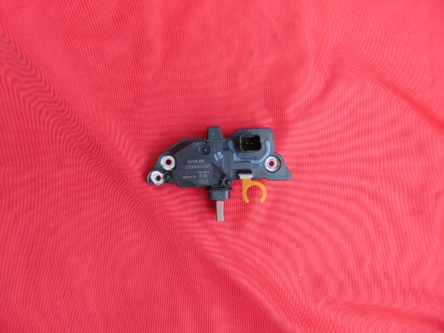 Releu alternator bosch Renault Clio,Megane,Laguna, Dacia Logan,Sandero