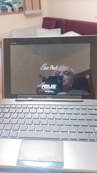 НАМАЛЕНО таблет ASUS TF 101 трансформърс