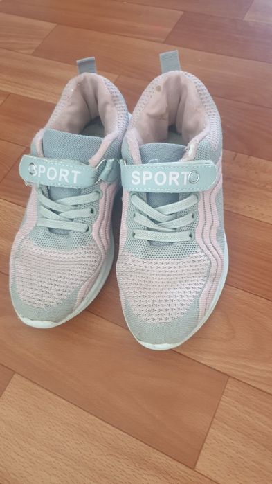 Обувь детская разная