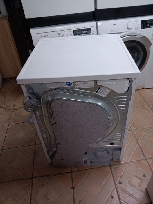 Сушилня с термопомпа Бош Bosch Home Professional  8кг А+++ с две години гаранция!