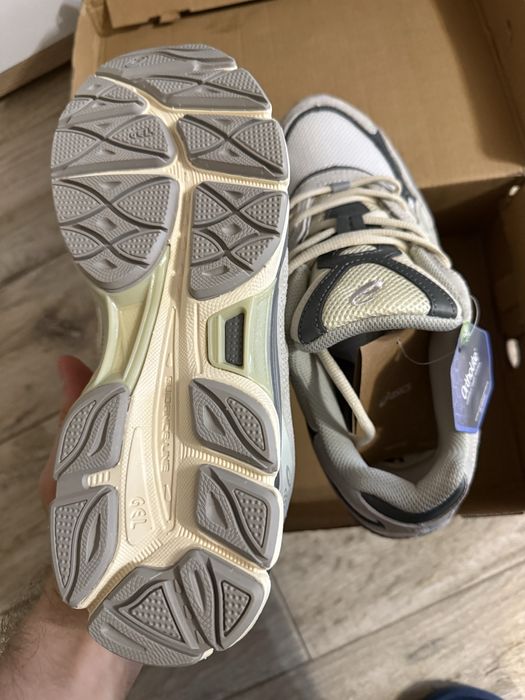 Asics Gel NYC Cream/Oyster Grey Noi