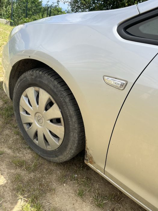 OPEL Astra 2011 — imagine 3