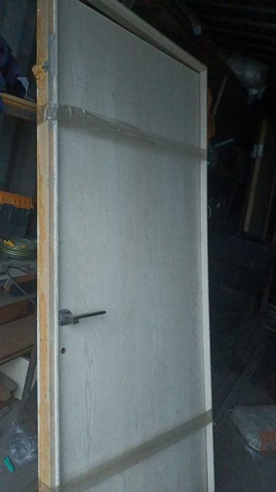 Двери  деревянные