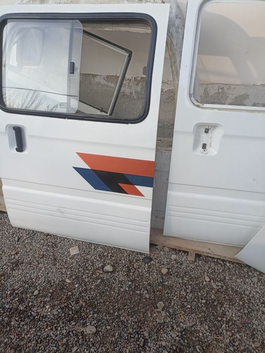 Damas radnoy eshik lar sotiladi