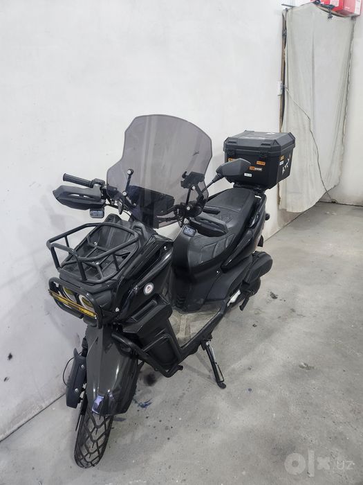 Elektromoto Skuter