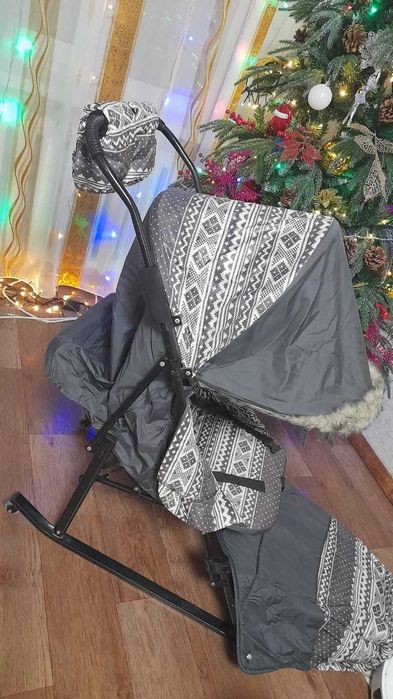Продам зимние санки-коляска