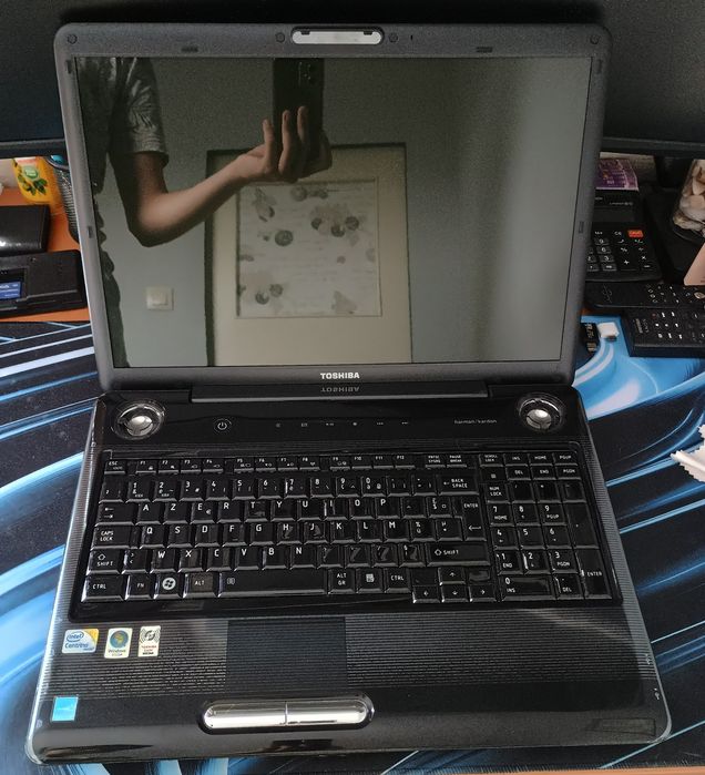 Тошиба Сателит 17" за 150евро