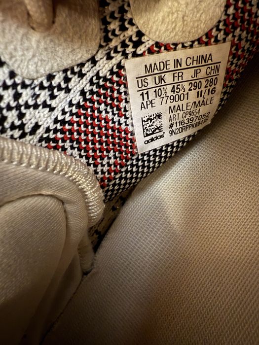 Adidas Yeezy 350 Zebra