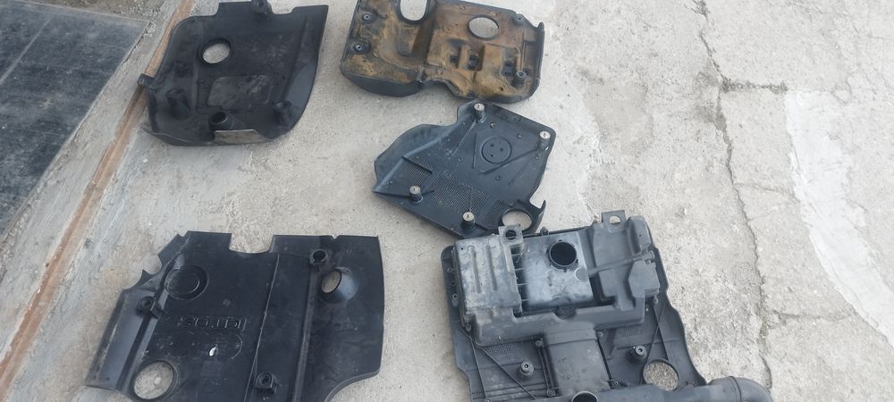 Кори над двигателя за автомобили