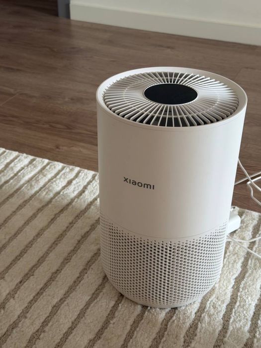 Xiaomi Smart Air Purifier 4 Compact – 16–27 м²
