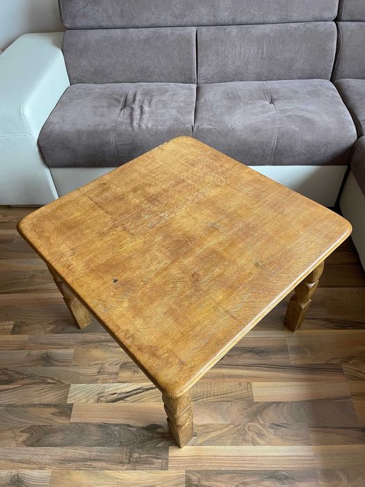 Стара дървена маса от чисто дърво - дърворезба