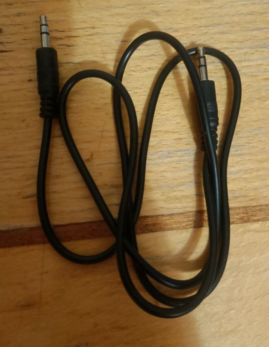 Продам аудио кабель AUX мини джек 3.5 мм