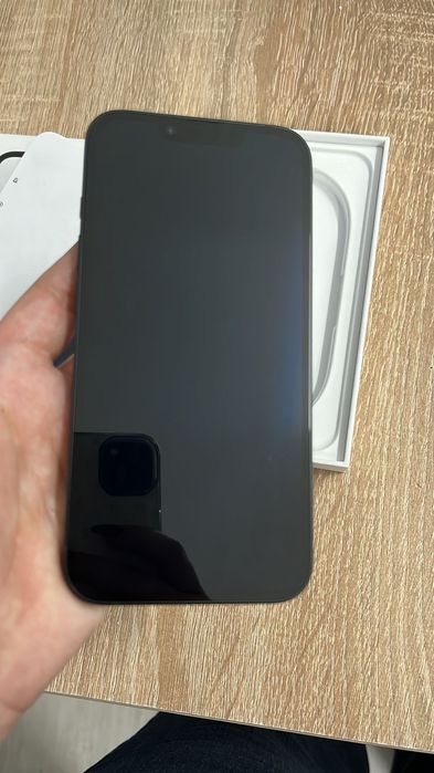 Айфон 16е новый 1 цикл