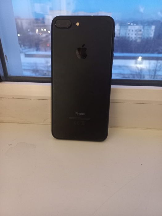 Айфон 7+ тач нету