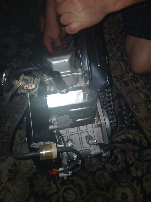Motor in 4 timpi  pt bicicleta