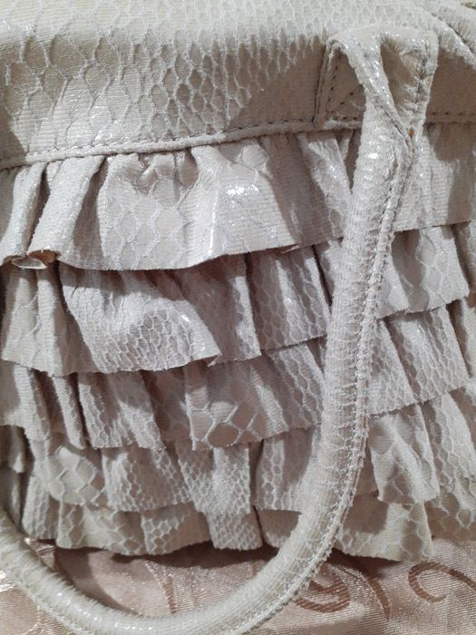 Дамска чанта плисе цвят капучино