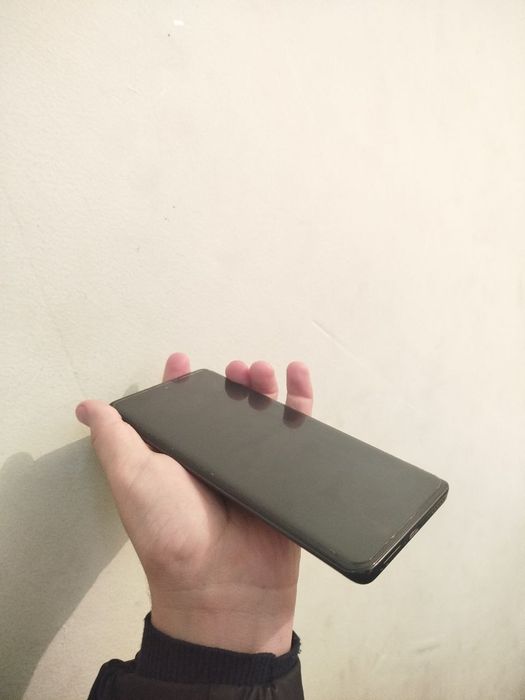 Xonor x9c xotira 256 hamma narsasi radnoy