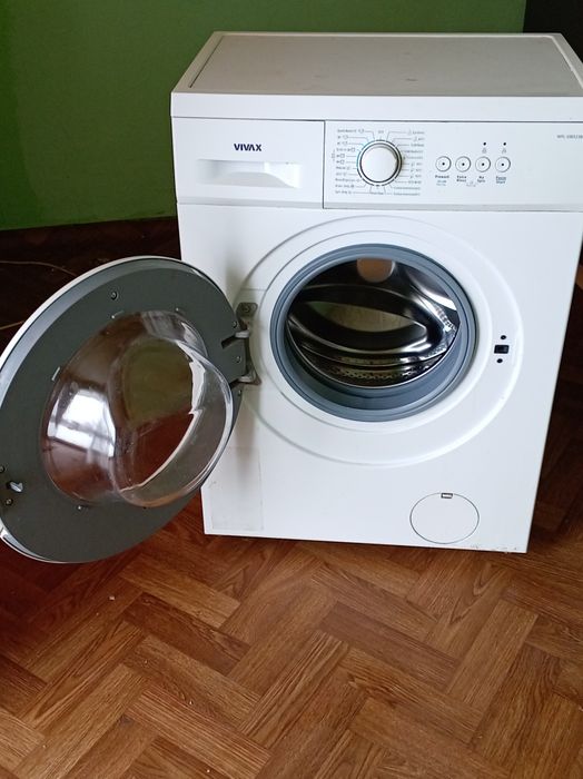 Vând mașina de spălat rufe