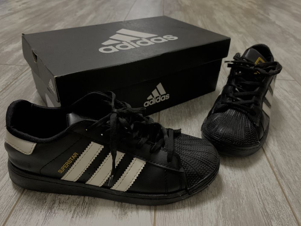 Adidas superstar black 39 best sale