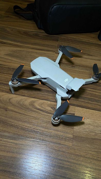 Продам квадрокоптер Dji mini 2
