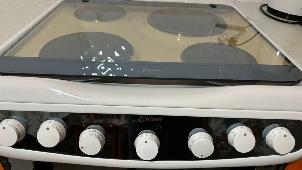 Плита Kaiser СРОЧНО продам