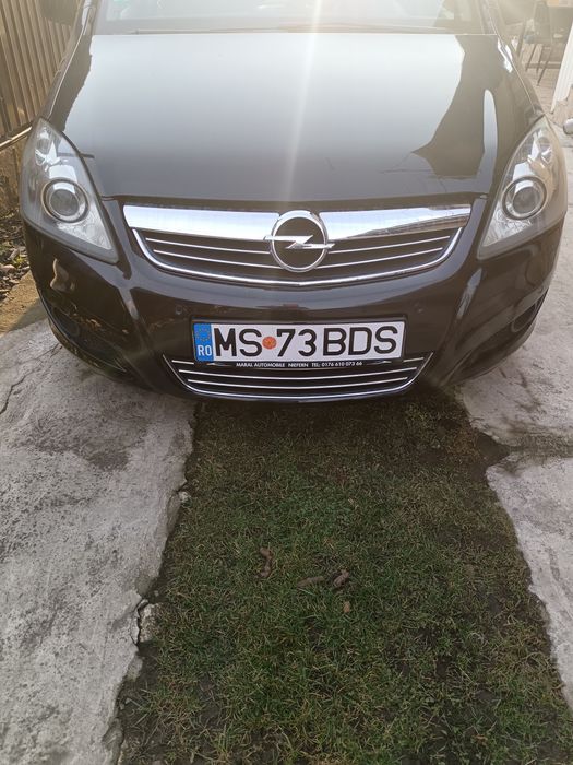 De vânzare Opel Zafira b.