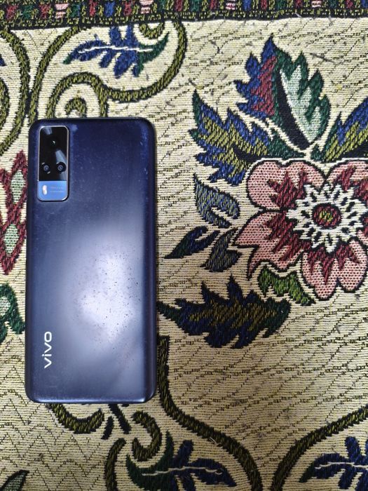 Продам телефон Виво  Y53s 8/128