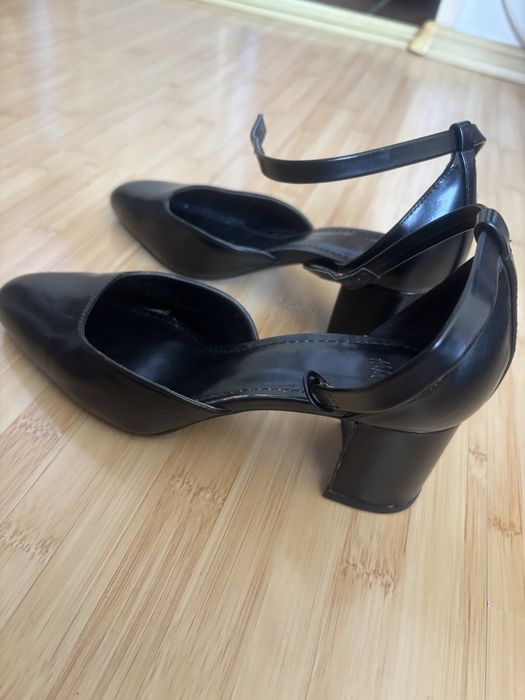 Pantofi toc gros H&M!