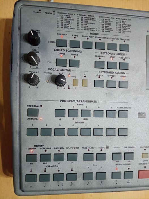 Modul midi tonuri și ritmuri Korg