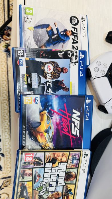 PS5 Приставка продаем срочно
