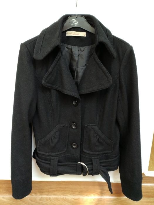 Trench-uri, jachete, geci mărime M