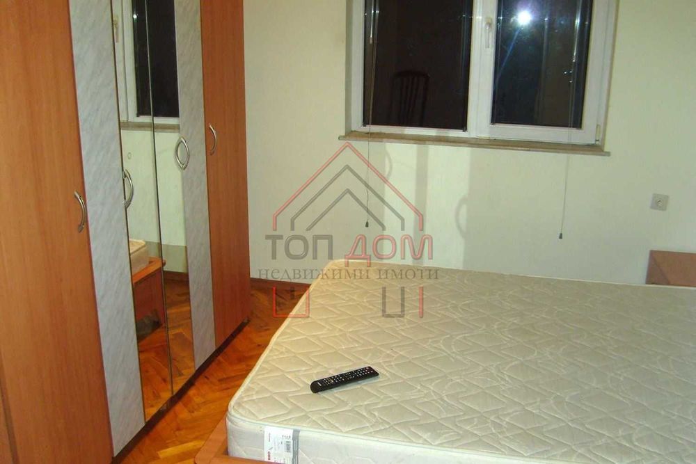 Дава се под наем Тристаен апартамент в Варна, Център - 53 кв.м за 433.5 € - Снимка #4