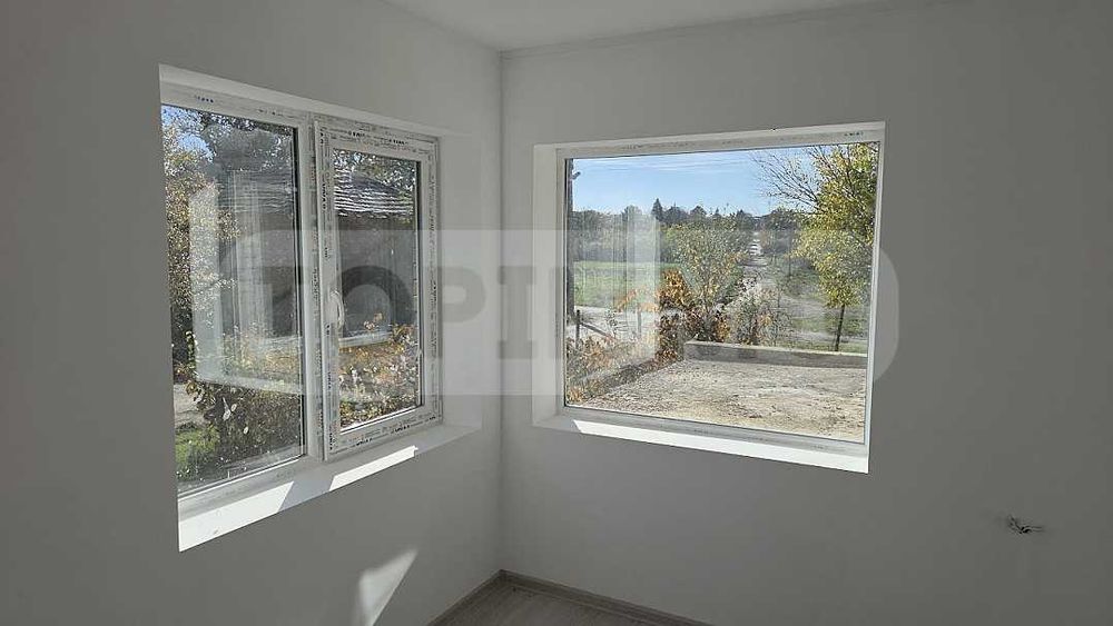 Продава се Къща в с. Червенци, Област Варна - 120 кв.м за 319 €/кв.м - Снимка #5