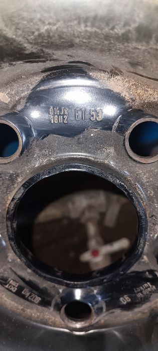 Продам запаску 114.3 r18