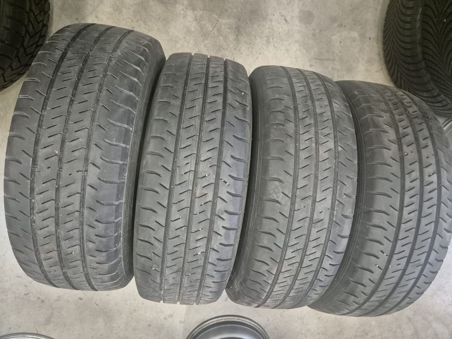 4 anvelope vara Falken 215 65 15 C stare buna
