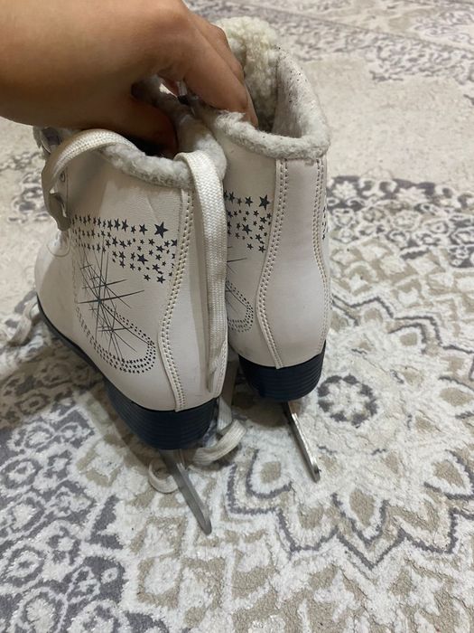 коньки для фигурного катания