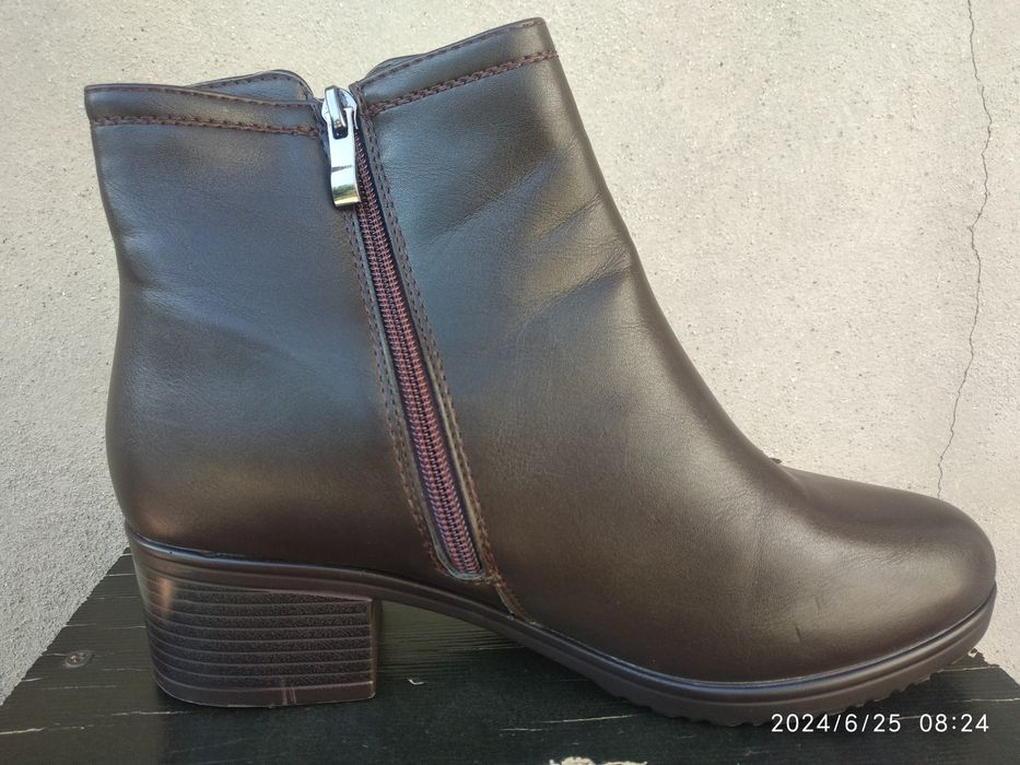 Ayollar sapoglari sotiladi