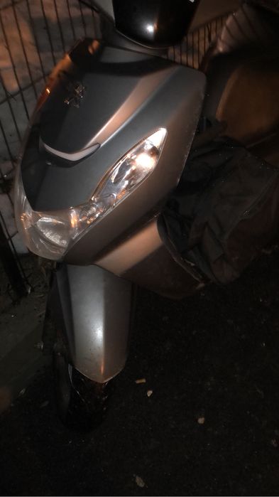 Reparatii scutere 2 timpi 4 timpi